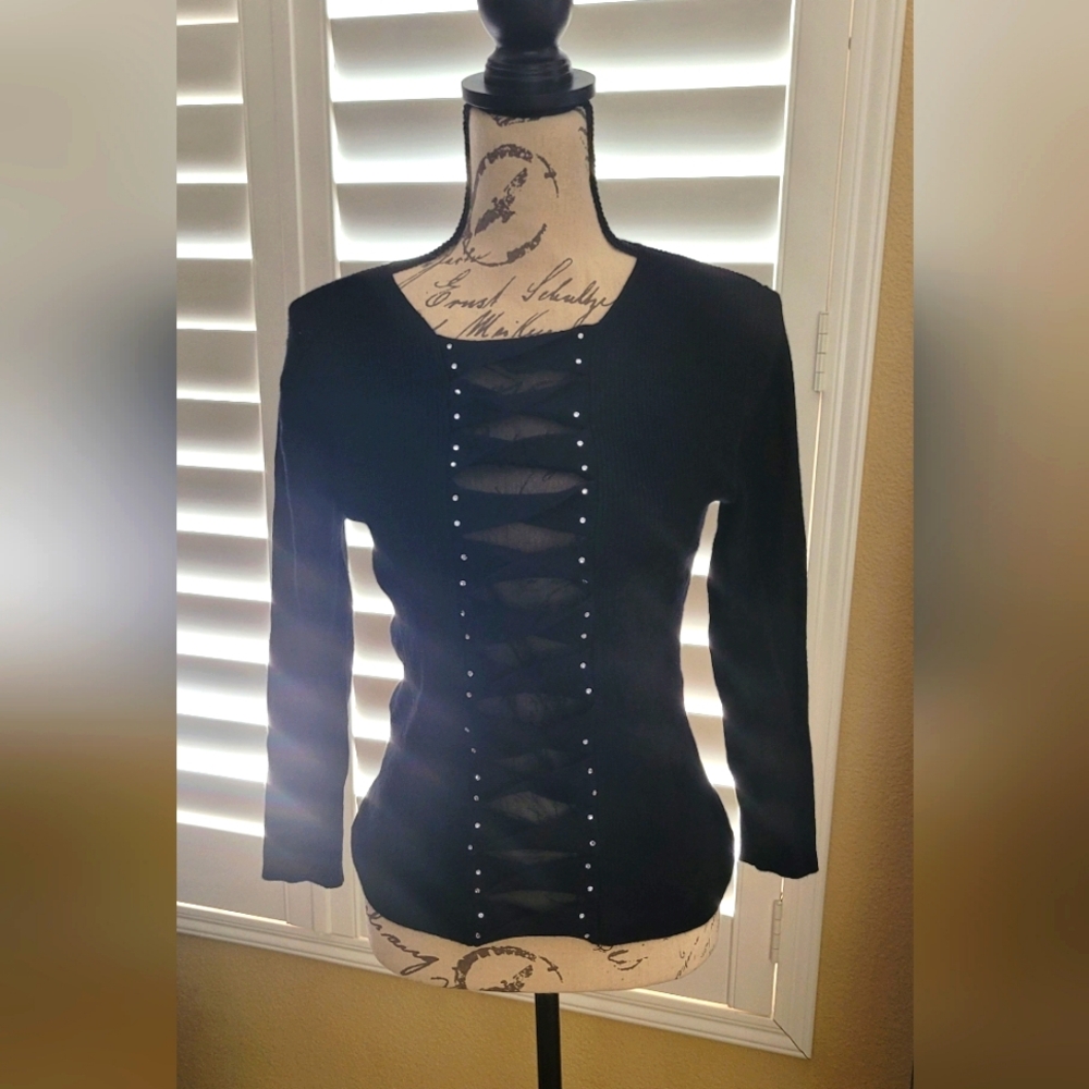 GARDY EUC LONG SLEEVE TOP